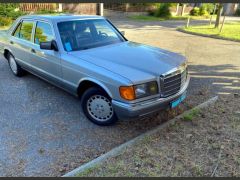 Louer une MERCEDES 300 SE de de 1989 (Photo 2)
