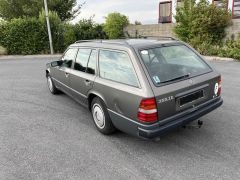 Louer une MERCEDES 300 TE de de 1988 (Photo 4)