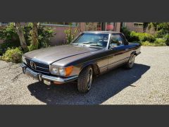 Louer une MERCEDES 350 SL de de 1972 (Photo 1)