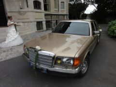 Louer une MERCEDES 380 SEL de de 1982 (Photo 3)