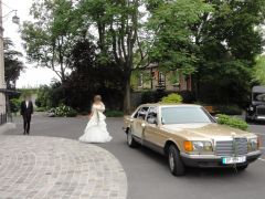 Louer une MERCEDES 380 SEL de de 1982 (Photo 4)