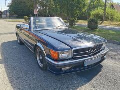 Louer une MERCEDES 500 SL de 1989 (Photo 1)