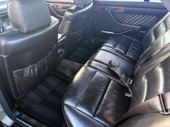 Louer une MERCEDES 560 SEL de de 1989 (Photo 3)