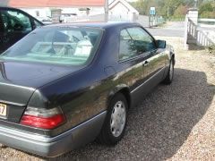 Louer une MERCEDES CE de de 1990 (Photo 2)