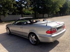 Louer une MERCEDES CLK de de 1999 (Photo 4)