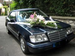 Louer une MERCEDES E320 de de 1990 (Photo 3)