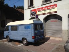 Louer une MERCEDES MB 100 de de 1989 (Photo 3)