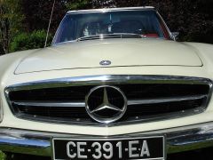 Louer une MERCEDES Pagode 250 SL de de 1969 (Photo 3)