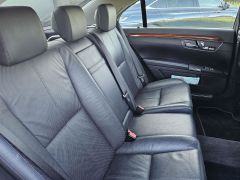 Louer une MERCEDES S 500 de de 2006 (Photo 3)