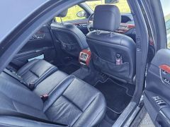 Louer une MERCEDES S 500 de de 2006 (Photo 5)