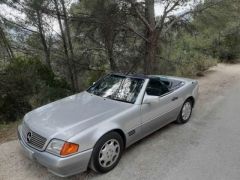 Louer une MERCEDES SL 320 de de 1994 (Photo 2)