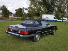 Louer une MERCEDES SL 450 Cabriolet de de 1979 (Photo 4)