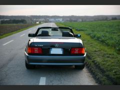 Louer une MERCEDES SL 500 R129 de de 1994 (Photo 4)