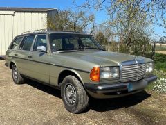 MERCEDES W123 300 TDT (Photo 1)