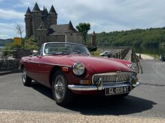 Louer une MG B de de 1977 (Photo 2)