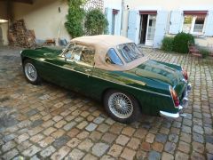 Louer une MG MGC de de 1969 (Photo 2)