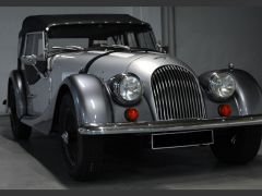 Louer une MORGAN 4/4 de 1976 (Photo 1)