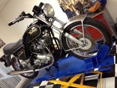 NORTON Commando (Photo 1)