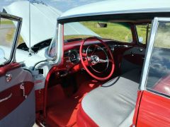 Louer une OLDSMOBILE 88 de de 1955 (Photo 5)