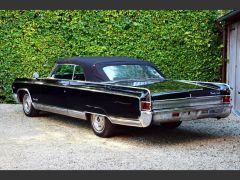 Louer une OLDSMOBILE 98 de de 1964 (Photo 3)