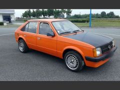 Louer une OPEL Kadett D 1.2S de de 1979 (Photo 2)