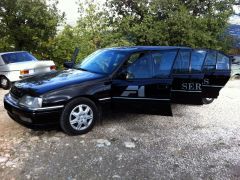 Louer une OPEL Omega Limousine de 1990 (Photo 0)