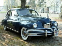 Louer une PACKARD Super 8 de de 1949 (Photo 1)