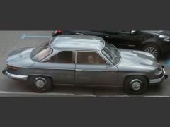 Louer une PANHARD 24 BT de de 1965 (Photo 2)