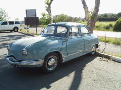 Louer une PANHARD Dyna Z12 de 1957 (Photo 2)