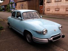 Louer une PANHARD PL 17 de de 1961 (Photo 2)