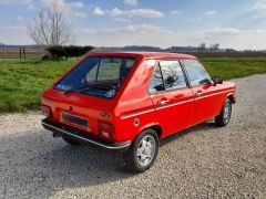 Louer une PEUGEOT 104 S de de 1982 (Photo 3)