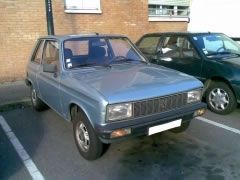 Louer une PEUGEOT 104 ZA de de 1982 (Photo 1)