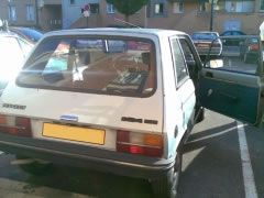 Louer une PEUGEOT 104 ZA de de 1982 (Photo 3)