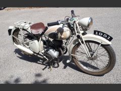 Louer une PEUGEOT 125 de de 1951 (Photo 1)