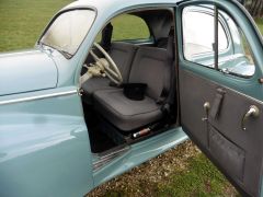 Louer une PEUGEOT 203 C luxe de de 1956 (Photo 5)