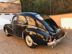 Louer une PEUGEOT 203 C de de 1952 (Photo 4)