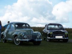 Louer une PEUGEOT 203 C de 1957 (Photo 1)
