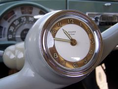 Louer une PEUGEOT 203 C de de 1957 (Photo 3)