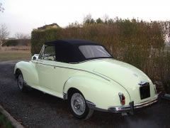 Louer une PEUGEOT 203 Cabriolet de de 1953 (Photo 2)