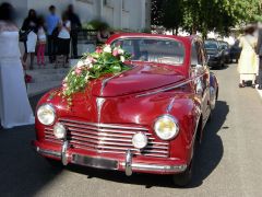 Louer une PEUGEOT 203 Découvrable de de 1950 (Photo 3)