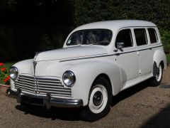 Louer une PEUGEOT 203 Familiale de 1951 (Photo 1)
