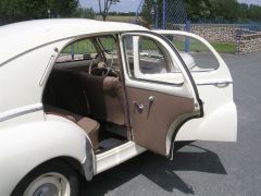 Louer une PEUGEOT 203 de de 1950 (Photo 3)