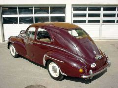 Louer une PEUGEOT 203 de de 1952 (Photo 2)