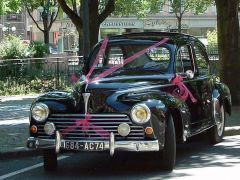 Louer une PEUGEOT 203 de de 1953 (Photo 3)