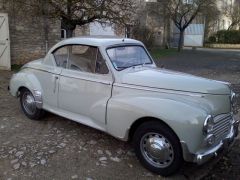 Louer une PEUGEOT 203 de de 1953 (Photo 1)