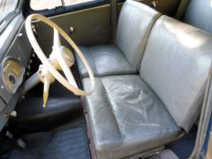 Louer une PEUGEOT 203 de de 1955 (Photo 3)