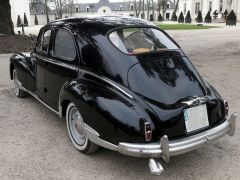 Louer une PEUGEOT 203 de de 1957 (Photo 2)