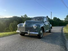 Louer une PEUGEOT 203C de de 1959 (Photo 2)