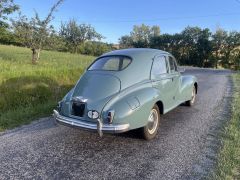 Louer une PEUGEOT 203C de de 1959 (Photo 3)