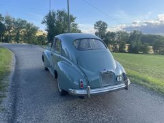 Louer une PEUGEOT 203C de de 1959 (Photo 4)